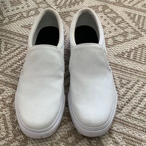 Nike slip on